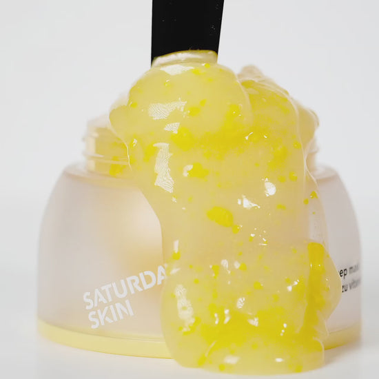 video of the texture of Saturday Skin Yuzu Vitamin C Sleep Mask